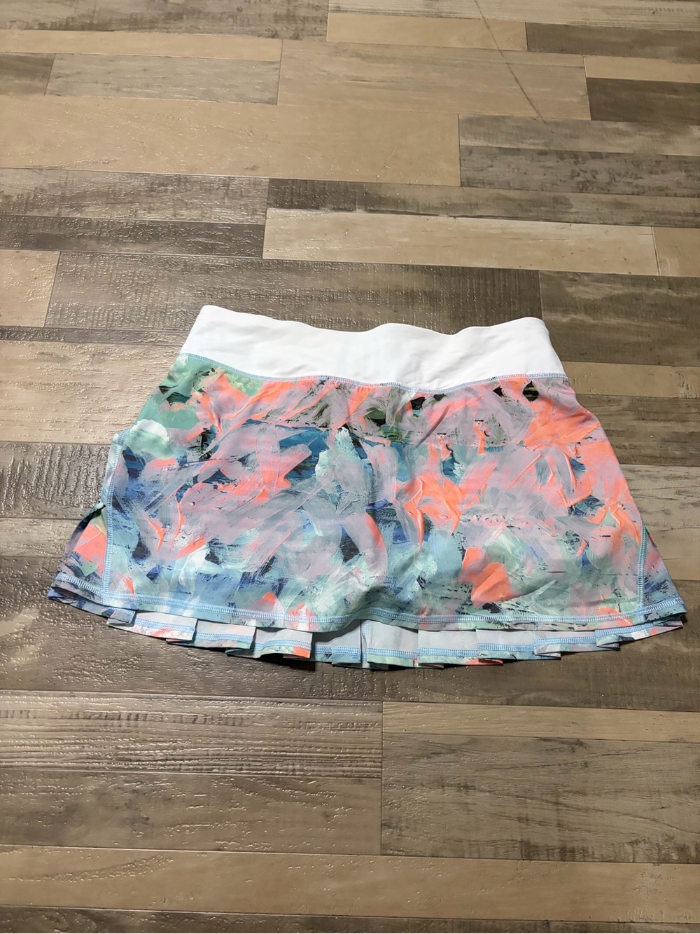 Lululemon Womens 6 Pace Setter Skirt Blushed Illusion Multi White Logo Rare